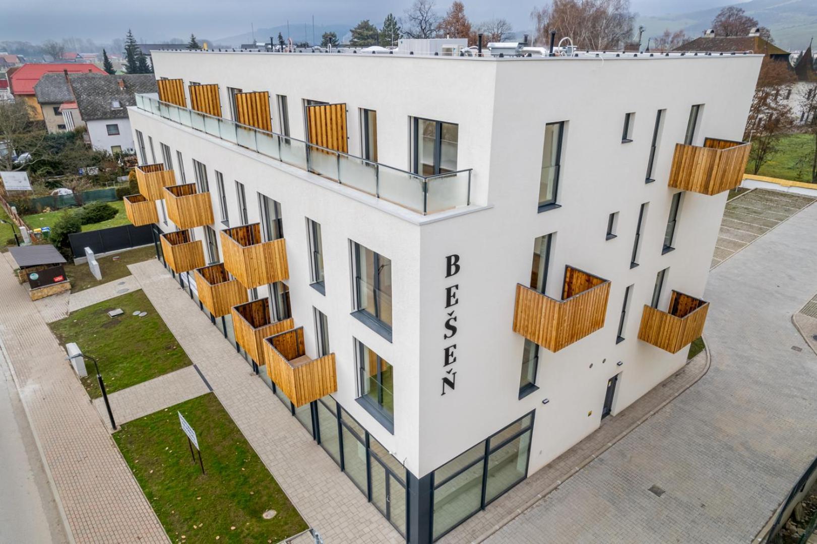 Riverfront Apartment Bešeňová Esterno foto